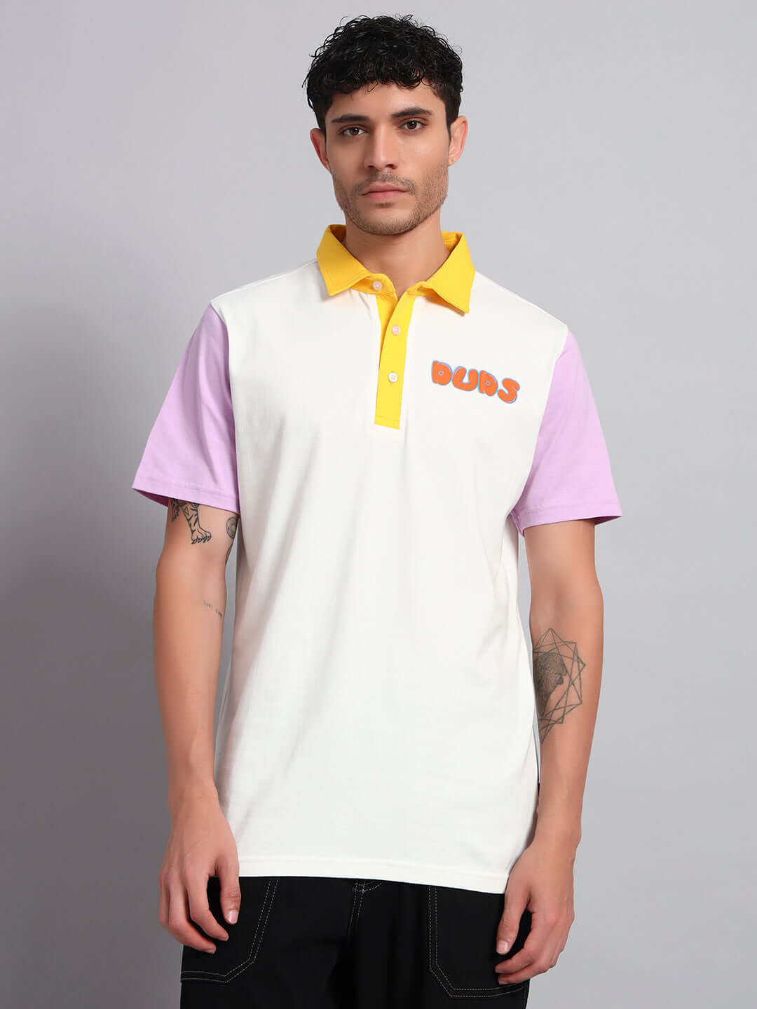 Model wearing HARRY CONTRASTING POLO T-SHIRT OFF-WHITE, half sleeves, comfortable fit for all-day wear, size large.