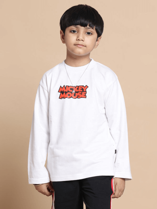 Child wearing white oversized sweatshirt with "Mickey Mouse" text, premium cotton fabric, suitable for boys and girls, casual look.