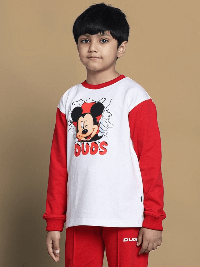 Child wearing MORTIMER OVERSIZED SWEATSHIRT FOR BOYS & GIRLS WHITE RED with Mickey Mouse print