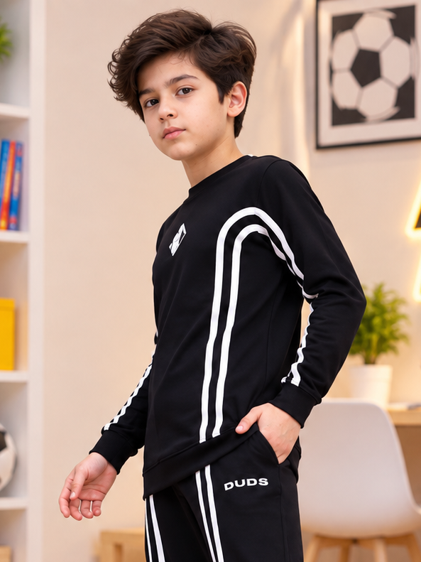 OUTLOOK STRIPE SWEATSHIRT FOR BOYS AND GIRLS BLACK worn by boy with stylish sporty look indoors