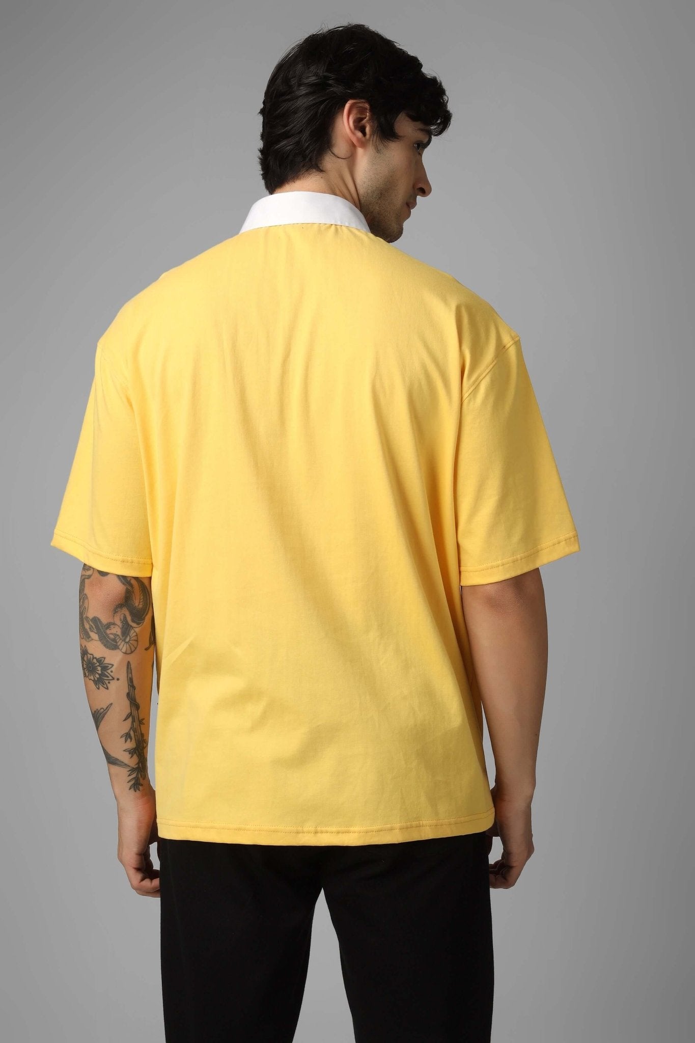 OVERSIZED POLO HALF SLEEVES T - SHIRT YELLOW - Polo T-shirt