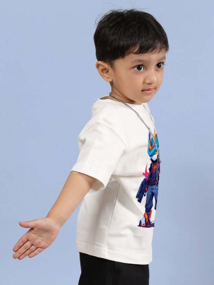 Child wearing off-white Robo Super T-Shirt with vibrant graphic print, showcasing comfortable fit and playful style, ROBO SUPER T-SHIRT FOR BOYS AND GIRLS OFF WHITE