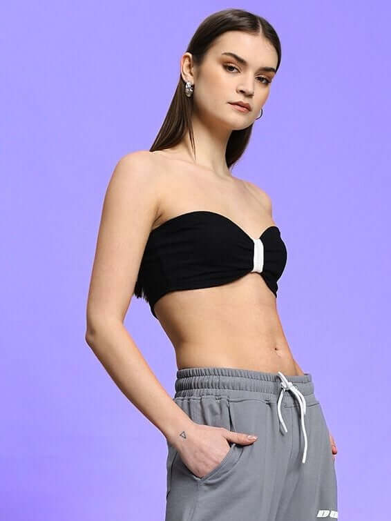 Model wearing WOMEN'S LIA BANDEAU COTTON TOP BLACK in a stylish pose