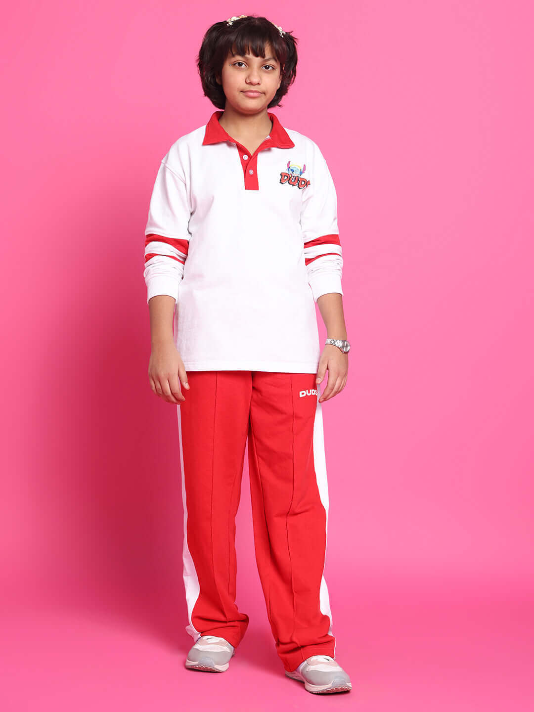 Unisex oversized co-ord set for kids in white and red, relaxed fit joggers with elastic waistband, suitable for boys and girls.