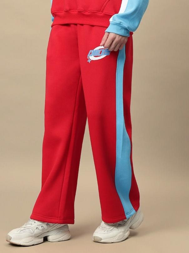 Trunkit fleece colorblock cargo pant in red and blue with side pockets, showcasing stylish design and comfortable fit for streetwear.