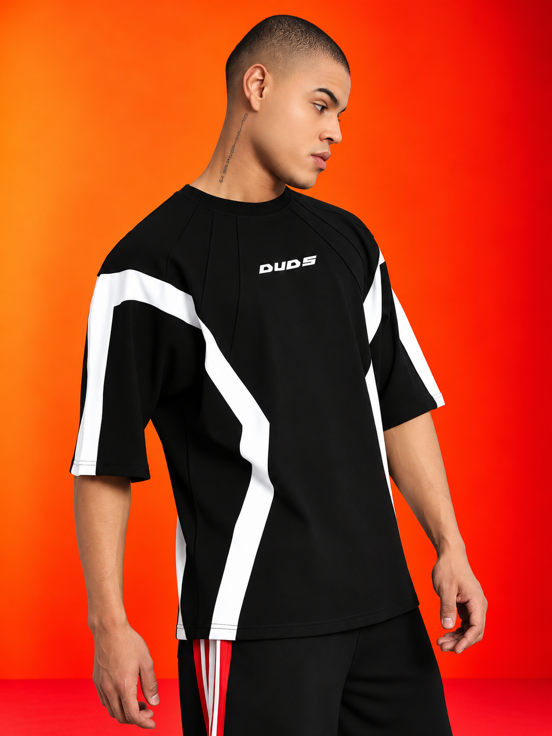 WILD FORCE OVER-SIZED T-SHIRT BLACK-WHITE