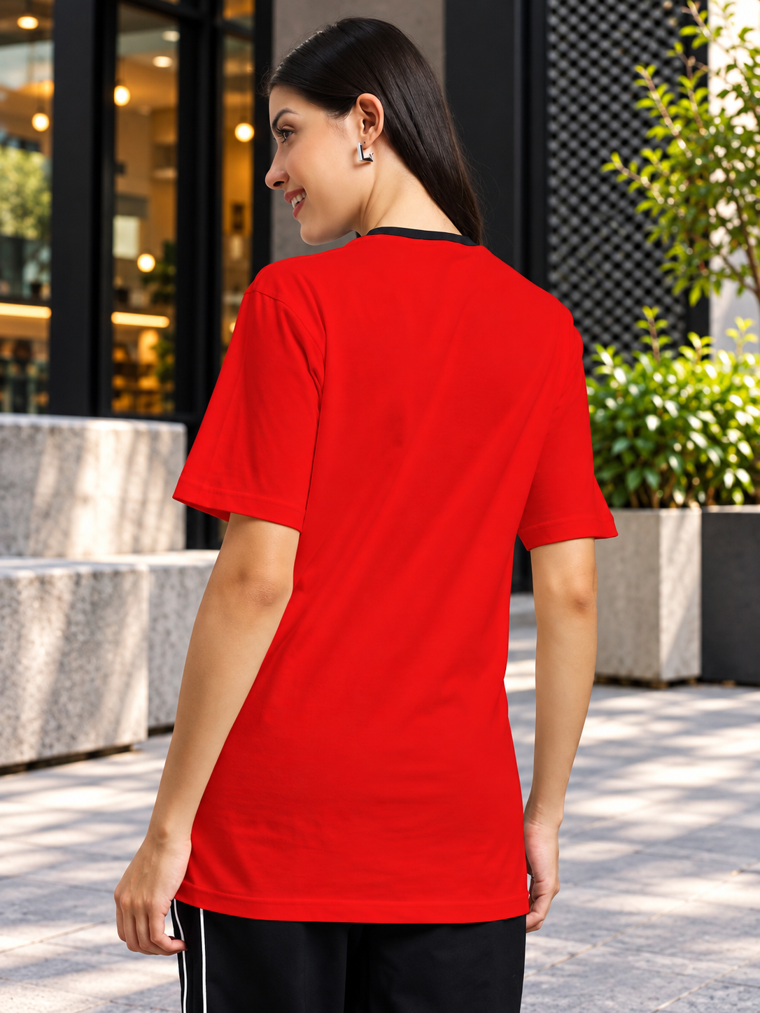 WOMEN TRUST NO ONE REGULAR FIT PRINTED T-SHIRT RED