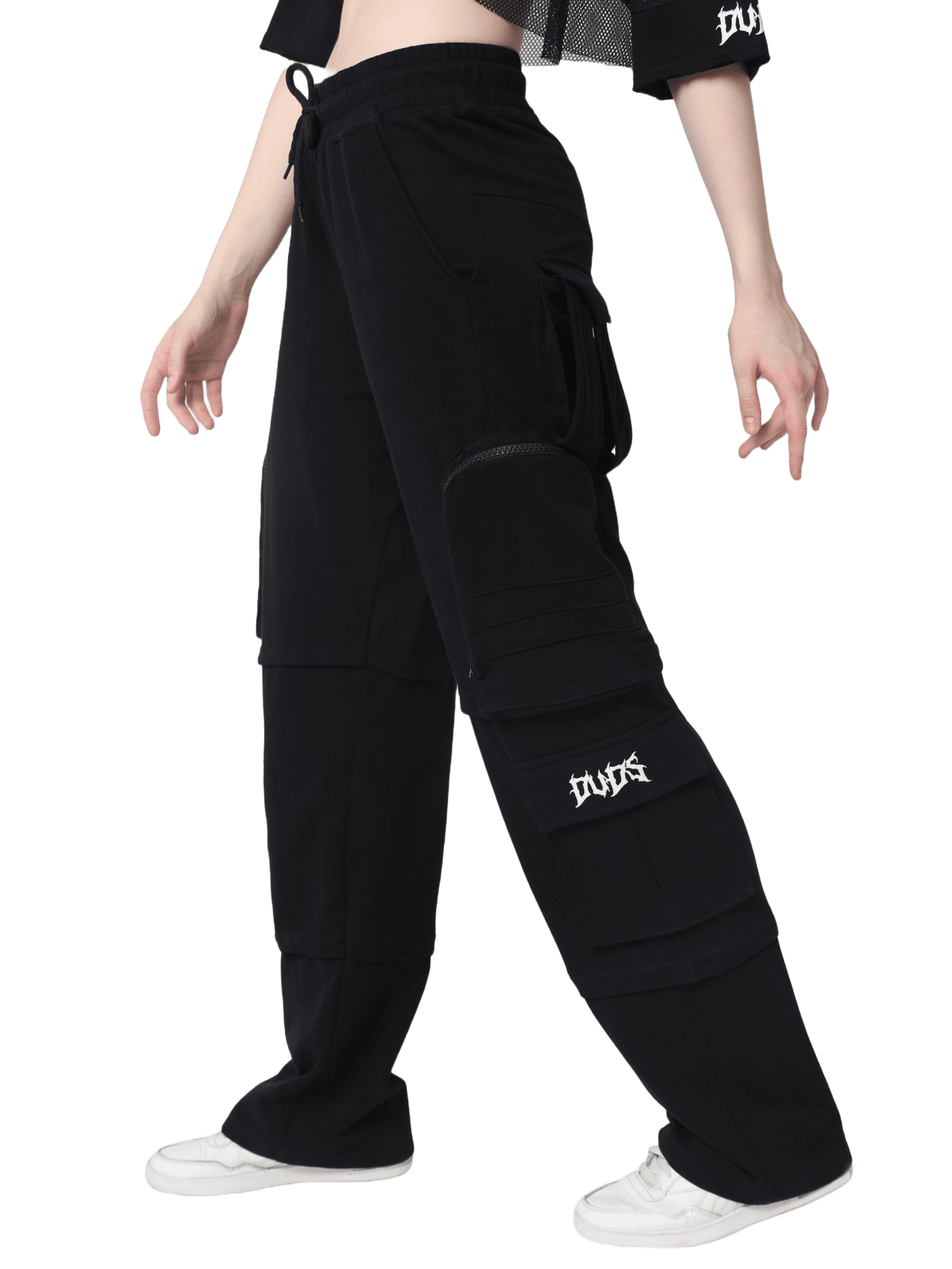 Side view of WOMEN 8 POCKET CARGO PANT ZIPPER POCKET BLACK showcasing functional design and modern streetwear elegance.