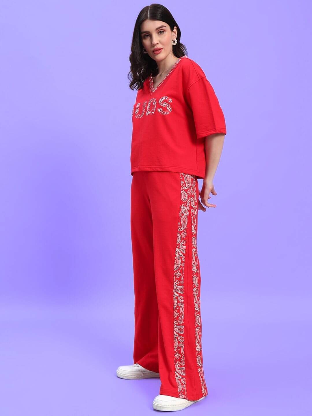 WOMEN'S HOLLY CO-ORD SET - RED featuring a bold design, perfect for casual outings and special occasions.
